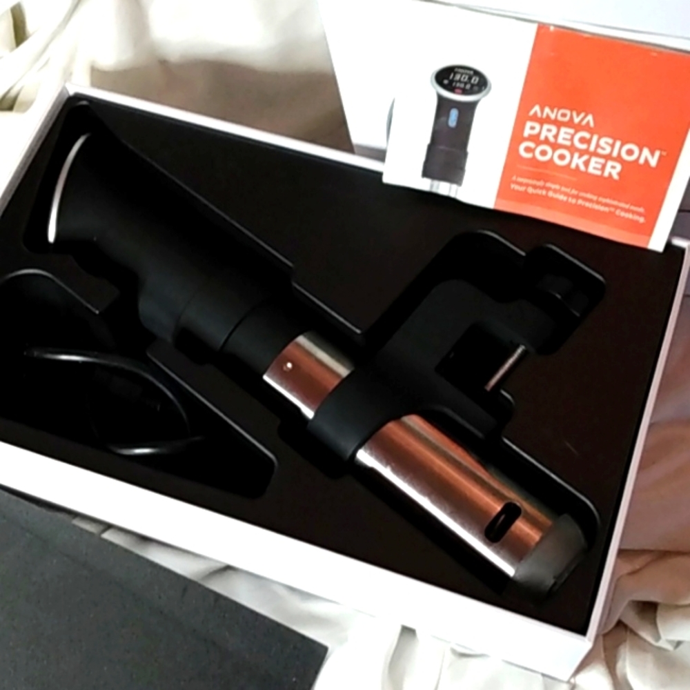 ANOVA Precision Cooker - Picture 3 of 6